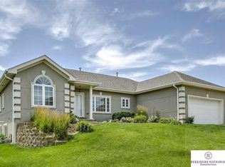 20123 Douglas St, Elkhorn, NE 68022