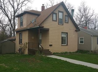 626 Lincoln Ct, Davenport, IA 52804