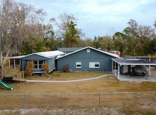8719 S Meadowview Cir, Tampa, FL 33625