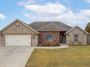 290 E Daniel St, Columbia, MO 65202