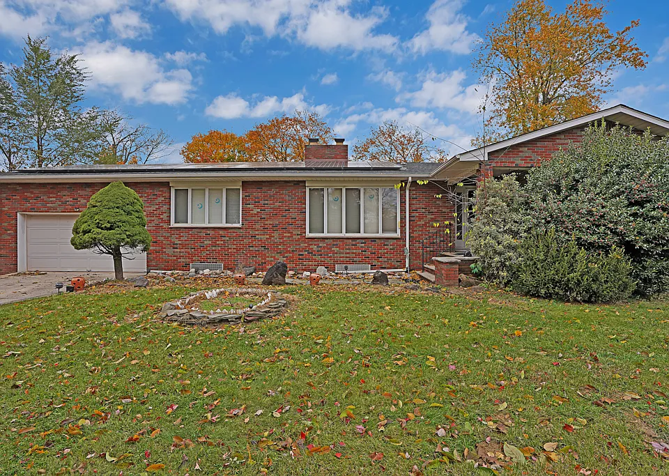226 Fisher Ave