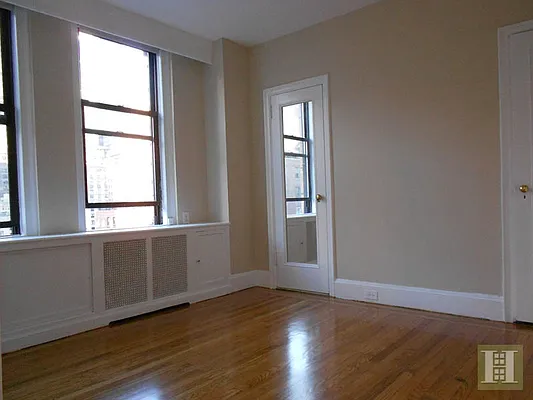 Rented by Halstead Real Estate | media 15