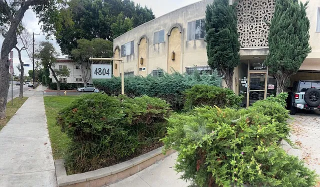 4804 Franklin Ave #11