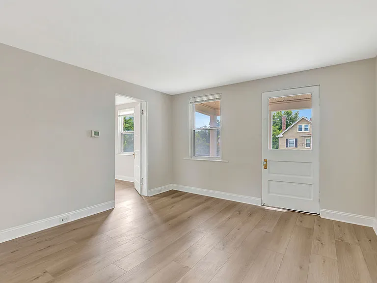 2758 Minot Ave #2 — Photo 6