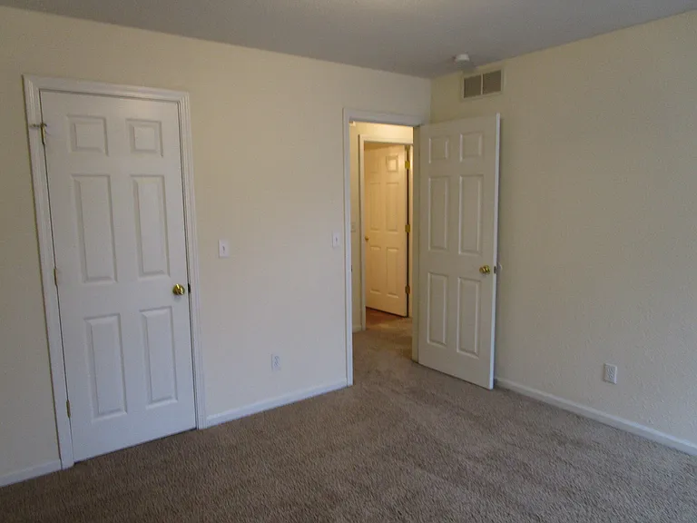 4404 Jeana Ct — Photo 22