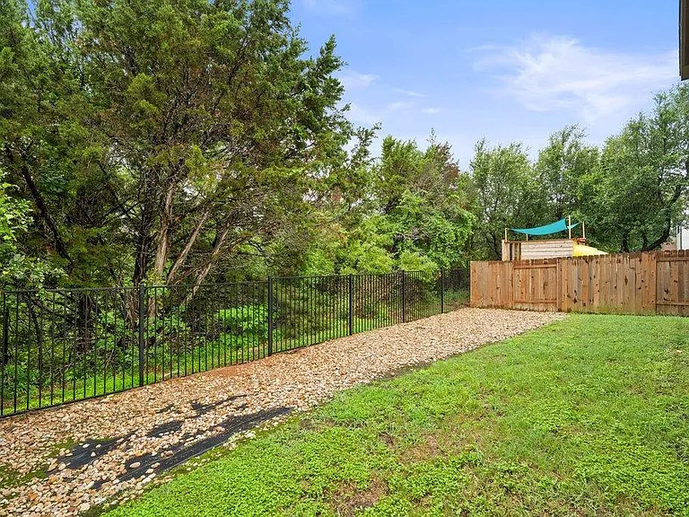 6600 Llano Stage Trl — Photo 31