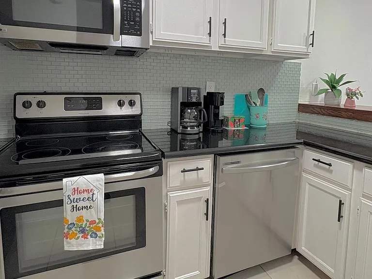 3131 Sw Fwy #B23 — Photo 27