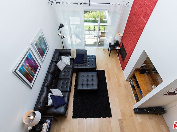 5th image of 11947 Dorothy St APT 301