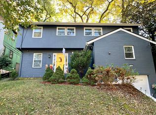 2903 Arizona Ave NW, Washington, DC