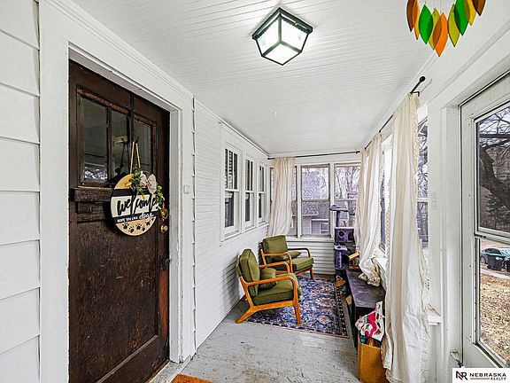 4th image of 3275 Hascall St