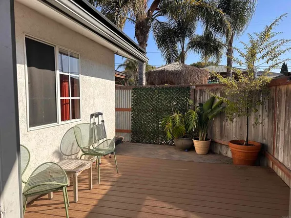 3890 Margaret Way, Carlsbad, CA 92008