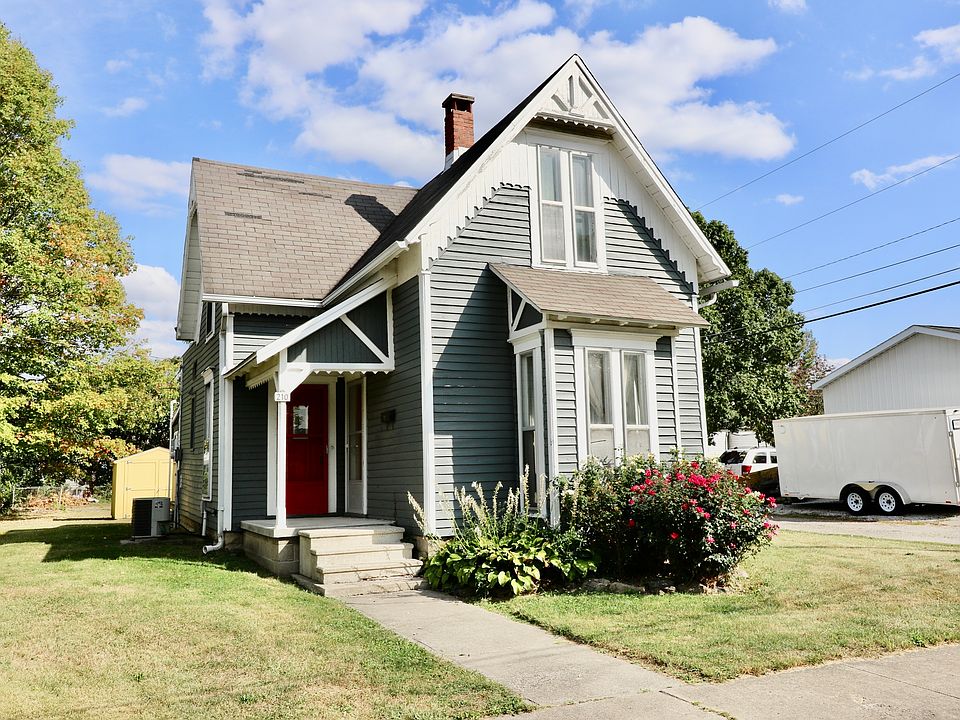 1st image of 210 Parke Ave