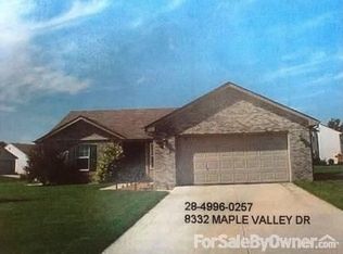 8332 Maple Valley Dr, Fort Wayne, IN 46835