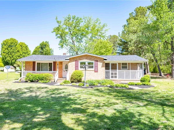 9435 Sussex Dr, Stony Creek, VA 23882