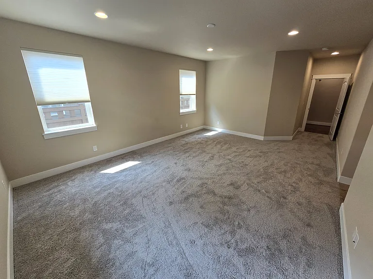 9006 Buttercup St SE — Photo 26