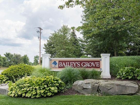 3rd image of 5912 Eaglechase Dr SE