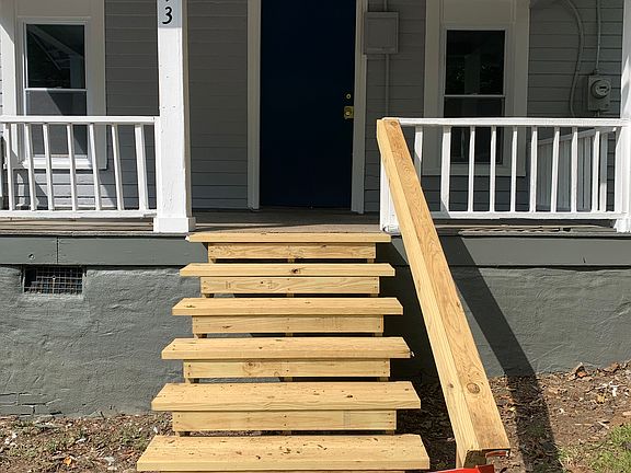 2nd image of 213 Garfield St