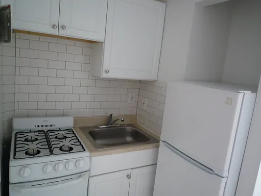 Rented by Brown Harris Stevens | media 10