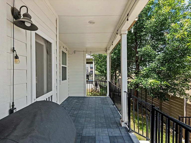 7106 Silver Star Ln — Photo 30