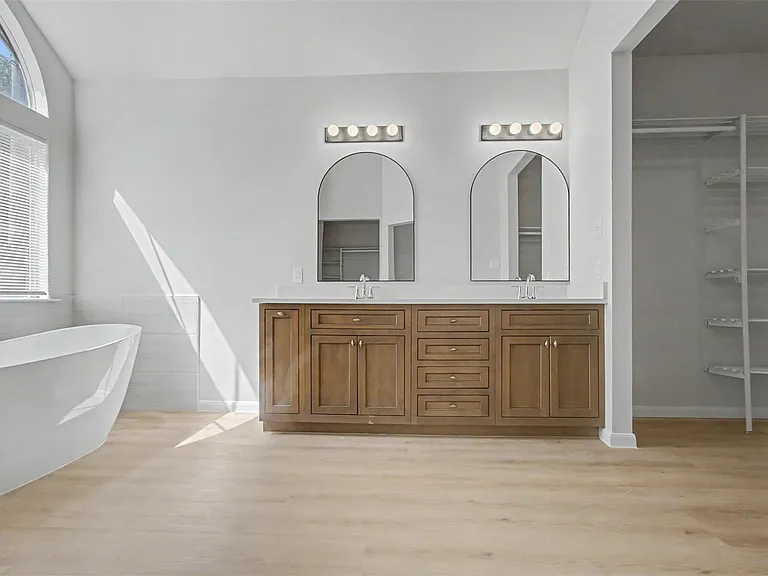 4351 Palmer Plantation Dr — Photo 18
