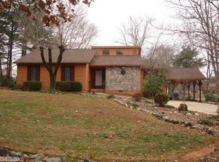 1003 Winesap Dr, Kernersville, NC 27284