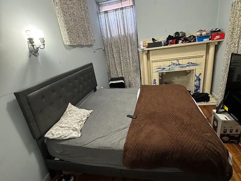 292 S Franklin St #1B — Photo 4