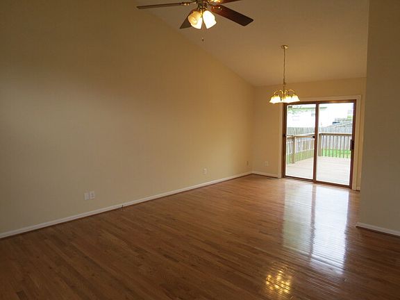2nd image of 1084 Beaujolais Pl