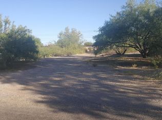 2721 W Capistrano Rd, Tucson, AZ 85746