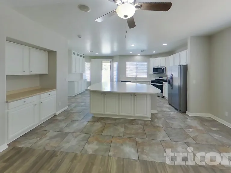 9024 Picket Fence Ave — Photo 7