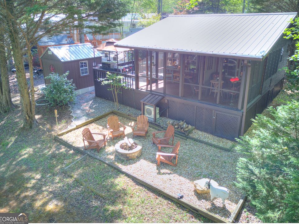 1st image of 90 Campfire Dr