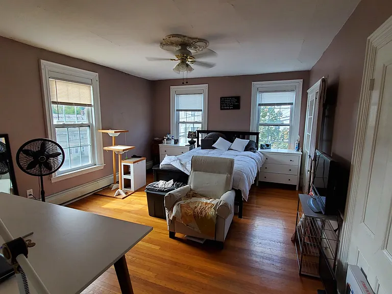 17 Bigelow St #2 — Photo 11