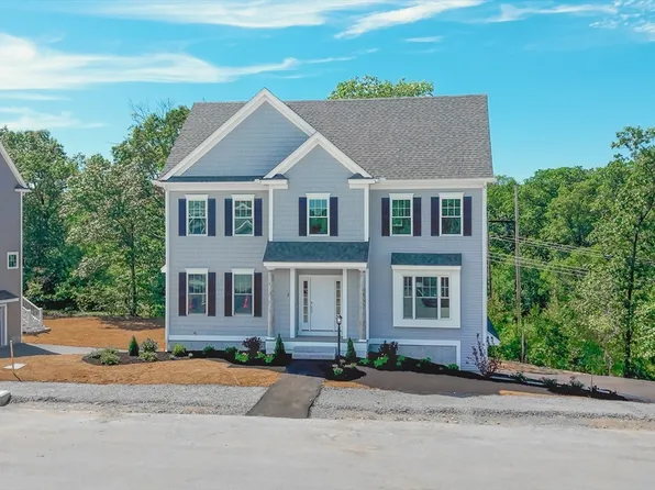 11 Strongwater Dr, Salem, MA 01970