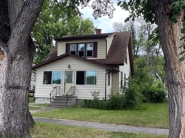 1029 2nd St N, Fargo, ND 58102