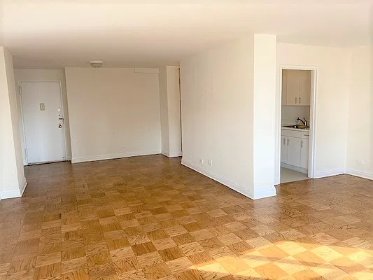 Rented by Corcoran | media 24