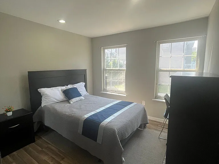216 Matthews Dr #2-4 — Photo 4