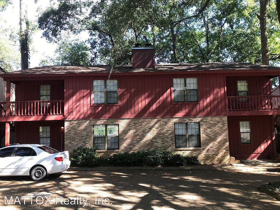 1st image of 330 Teal Ln APT C