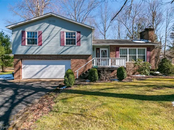 932 Park Ln, Rome, OH 44085