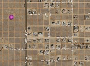 Vic Ave #C4-90, Lancaster, CA 93535