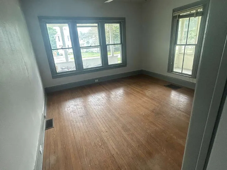 85 N Center St #1 — Photo 9