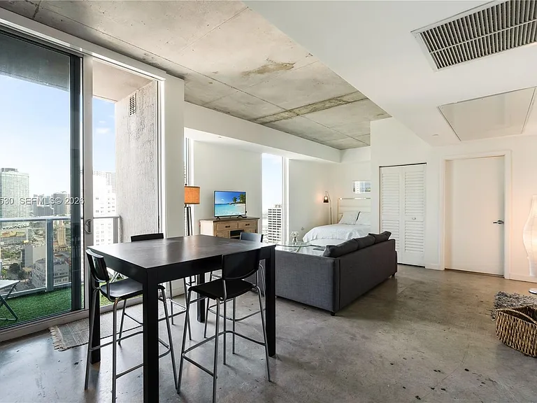 151 SE 1st St #3408 — Photo 3