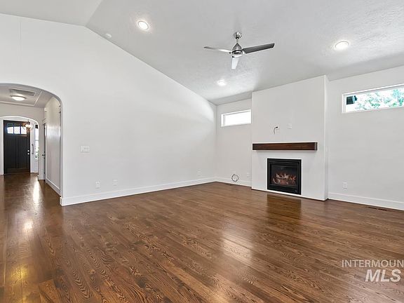 4th image of 2434 N Betula Ave
