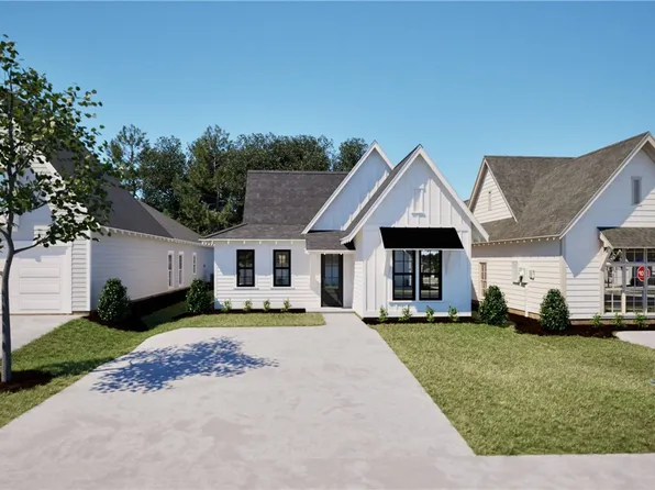 70 Summer St, Opelika, AL 36804