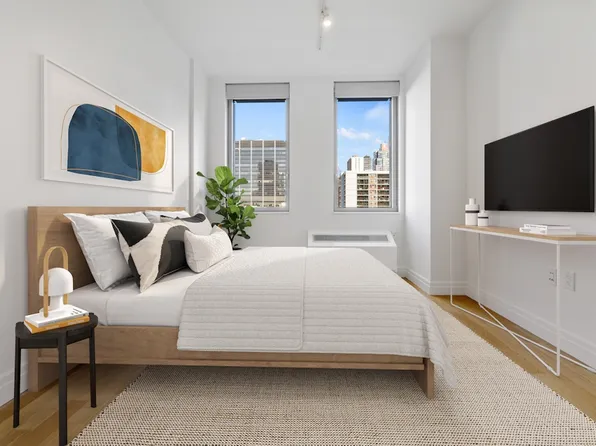 550 West 54th Street image 2 of 28