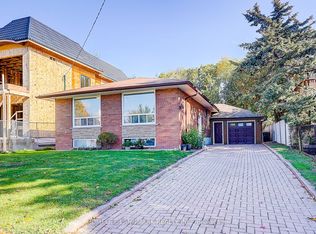 11 Doerr Rd, Toronto, ON M1P4M7