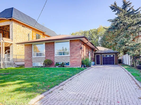 11 Doerr Rd, Toronto, ON M1P 4M7