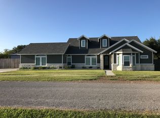 801 W Myrtle St, Woodsboro, TX 78393