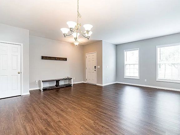 4th image of 181 Mickleson Ridge Dr