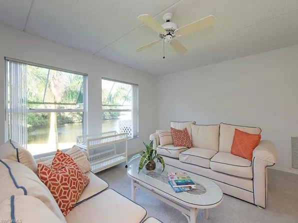 535 Club Side Dr, Naples, FL 34110