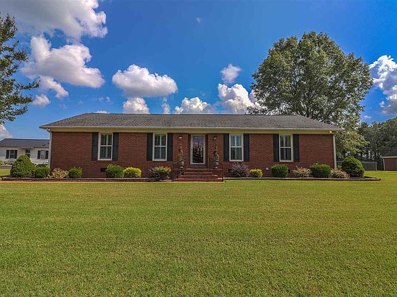 3rd image of 344 Thomas Ln