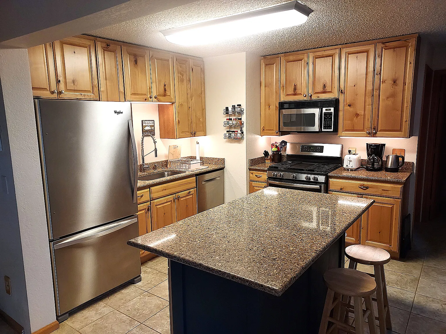 3 bed, $1,800 — Photo 4